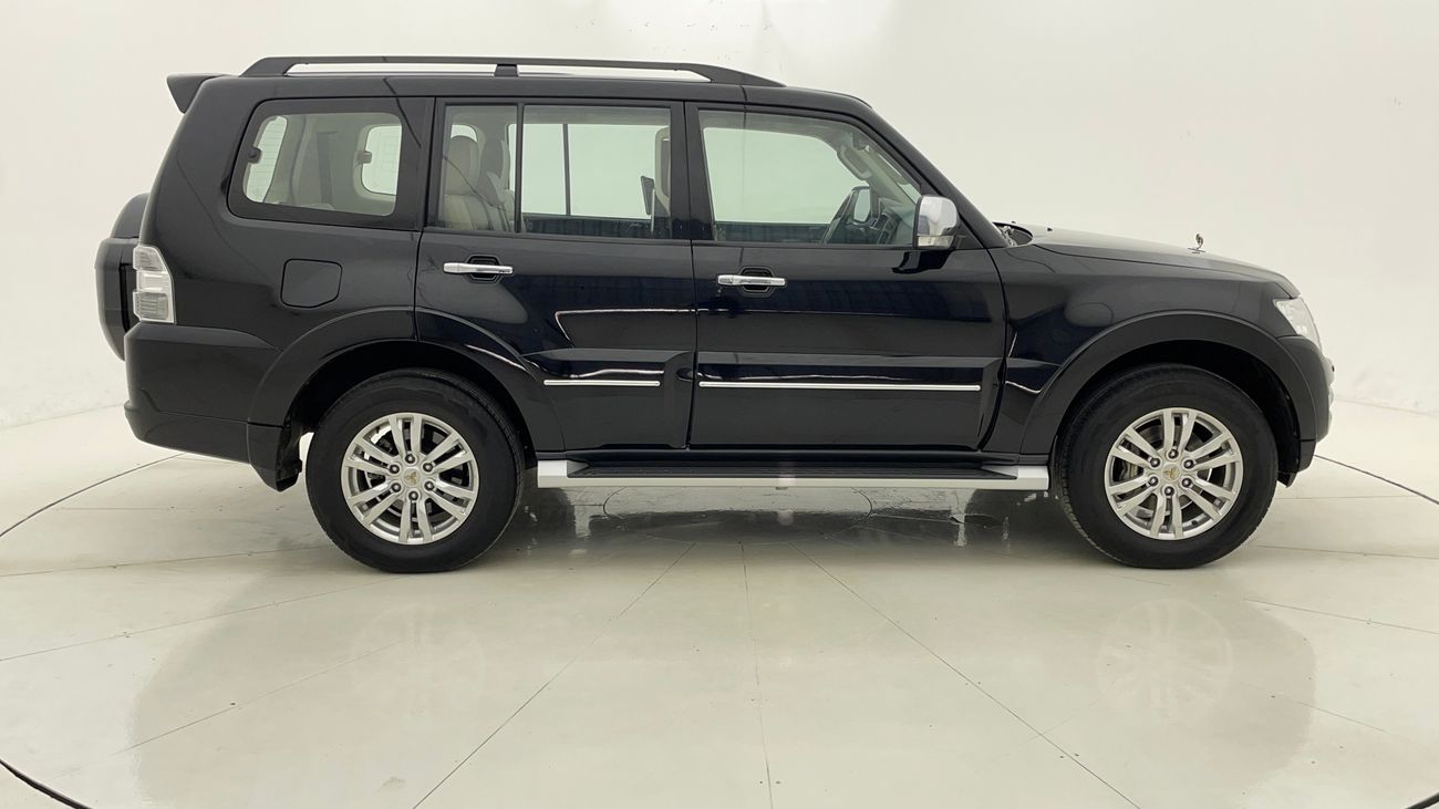 Mitsubishi Pajero GLS HIGHLINE 3.8 | Zero Down Payment | Free Home Test Drive