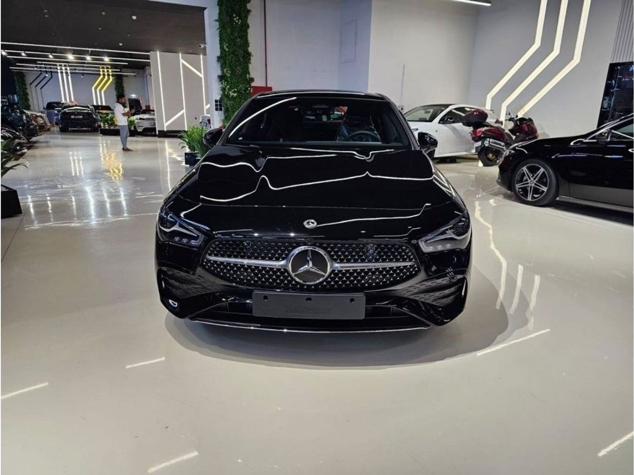 مرسيدس بنز CLA 200 MERCEDES CLA200/2024 0KM WITH DEALER WARRANTY