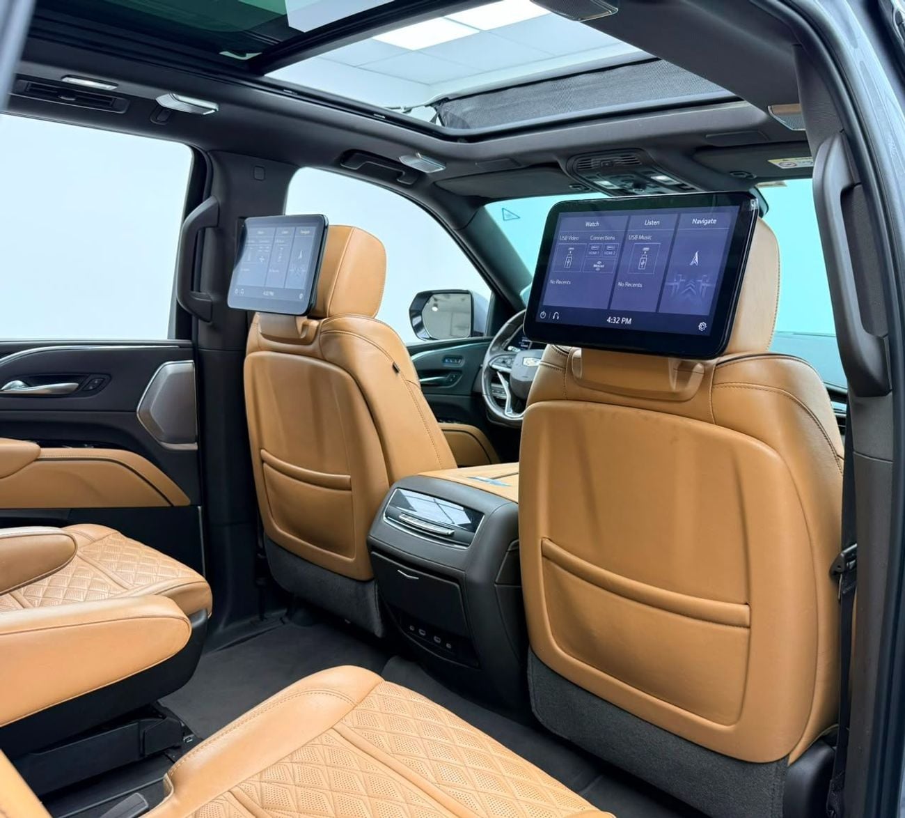 Cadillac Escalade 2021 Cadillac Escalade Platinum, Warranty, Full Cadillac Service History, Excellent Condition, GCC