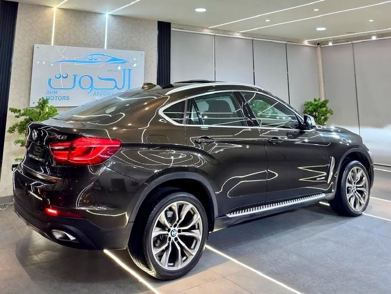 بي أم دبليو X6 35i EXCLUSIVE SPECIAL M KIT || WELL MAINTAINED || RADAR || TOP RANGE || GCC || LOW MILEAGE