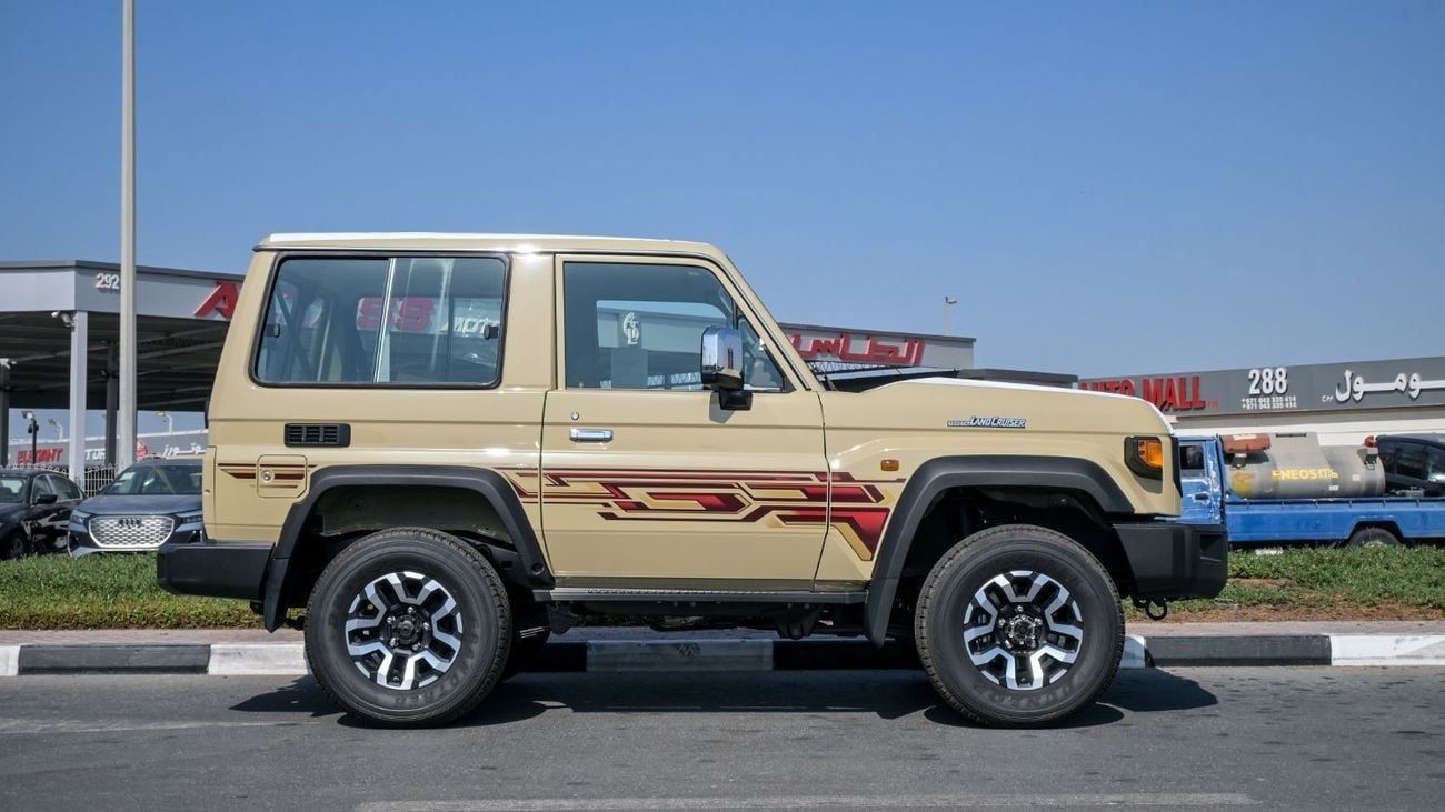 تويوتا لاند كروزر 70 LC71 FULL ECTAGR013 - 2026 Toyota LC71 SWB - High Option - 4.0L Petrol Auto - Beige - Full Options with Winch