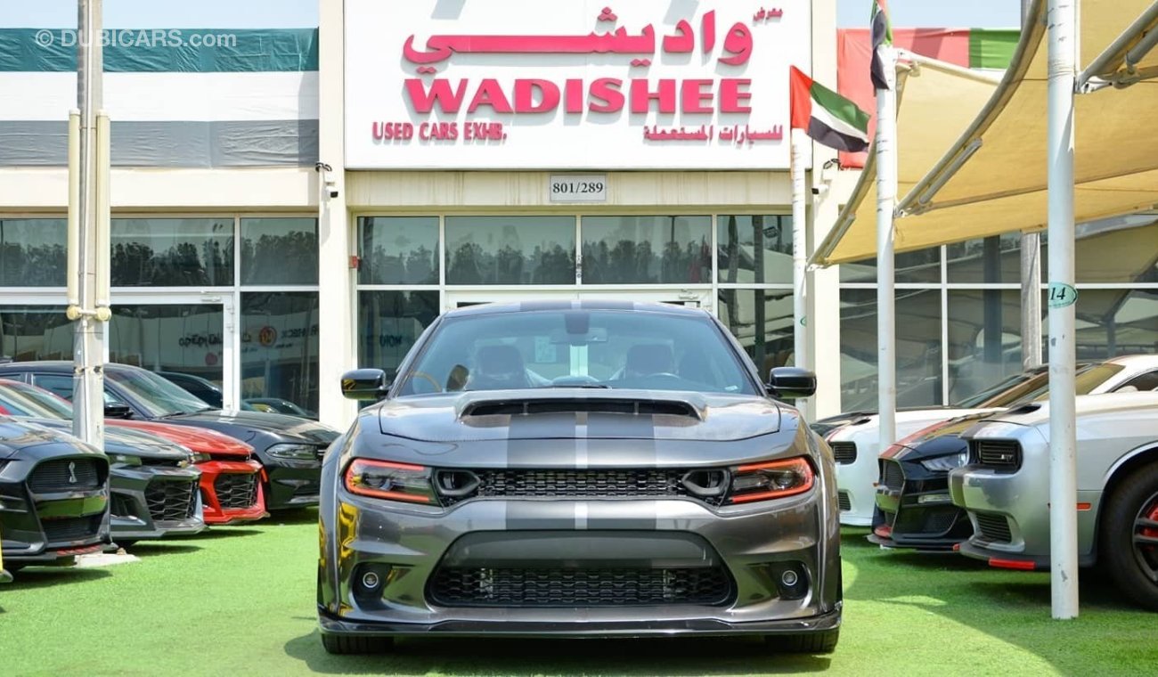 Dodge Charger Charger R/T Hemi V8 5.7L 2018/SRT Wide Body Kit/Leather Seats/Very Good Condition