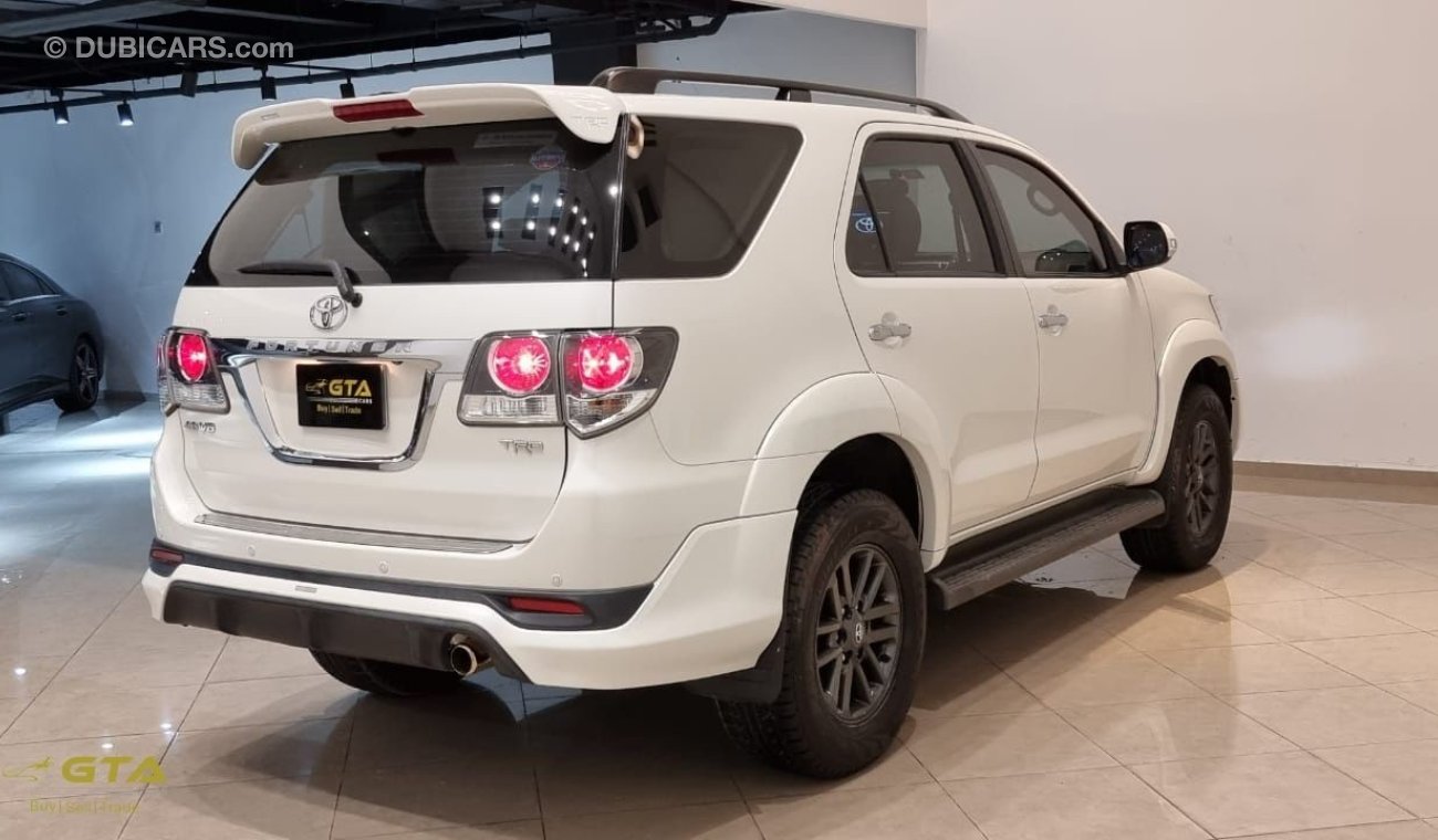 تويوتا فورتونر 2015 Toyota Fortuner 4.0 V6 TRD, Warranty, Service History, Low KMs, GCC