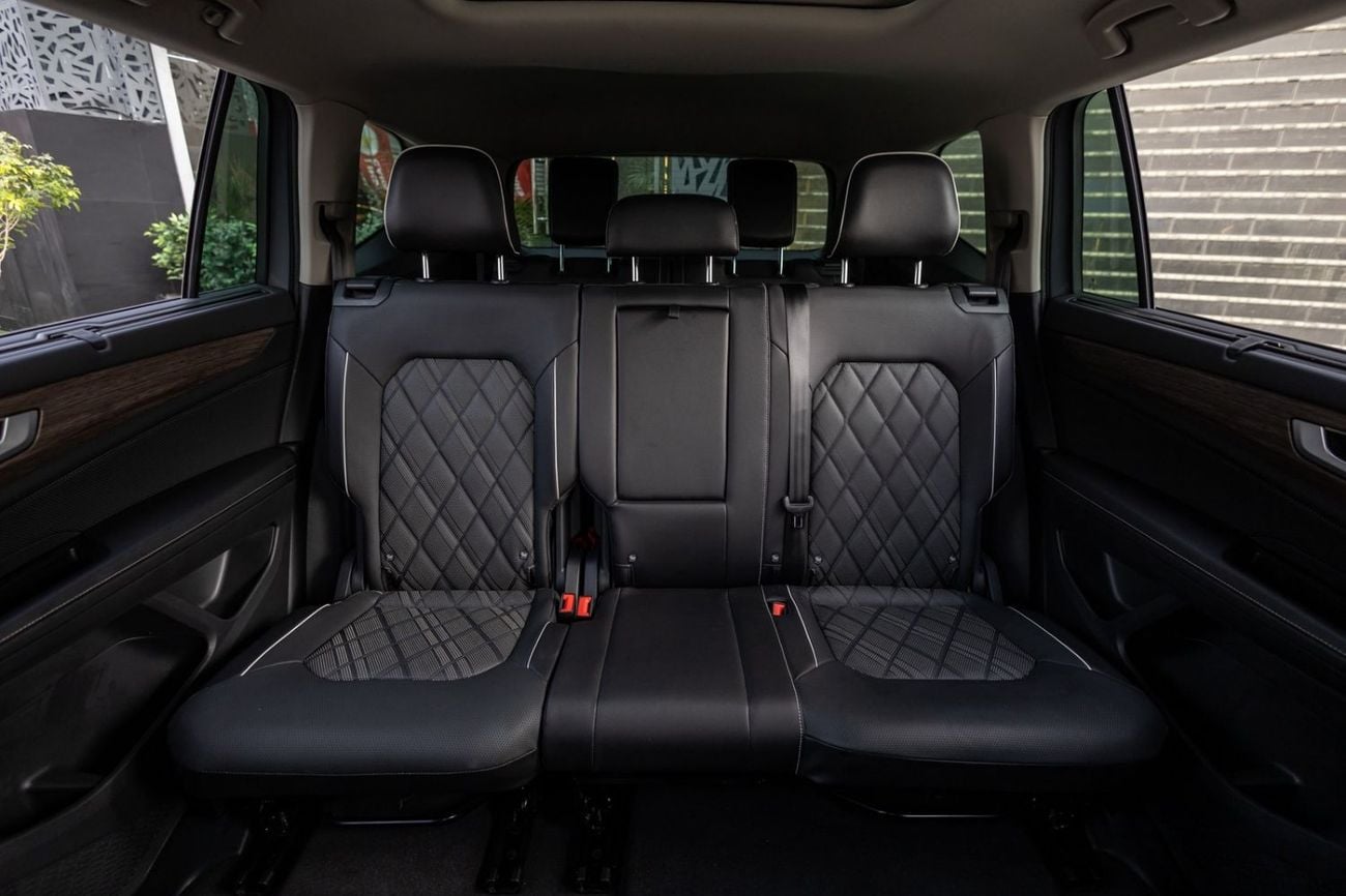 Volkswagen Teramont R LINE Volkswagen Teramont R-Line 2024 GCC | Agency Warranty | Service Contract