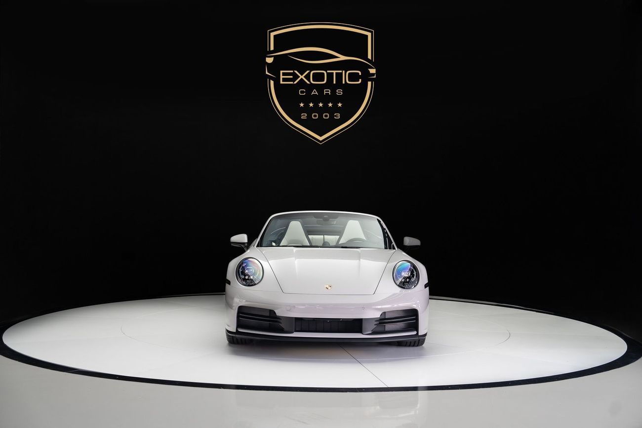 Porsche 911 Carrera 4 3.0L (444 HP) Convertible