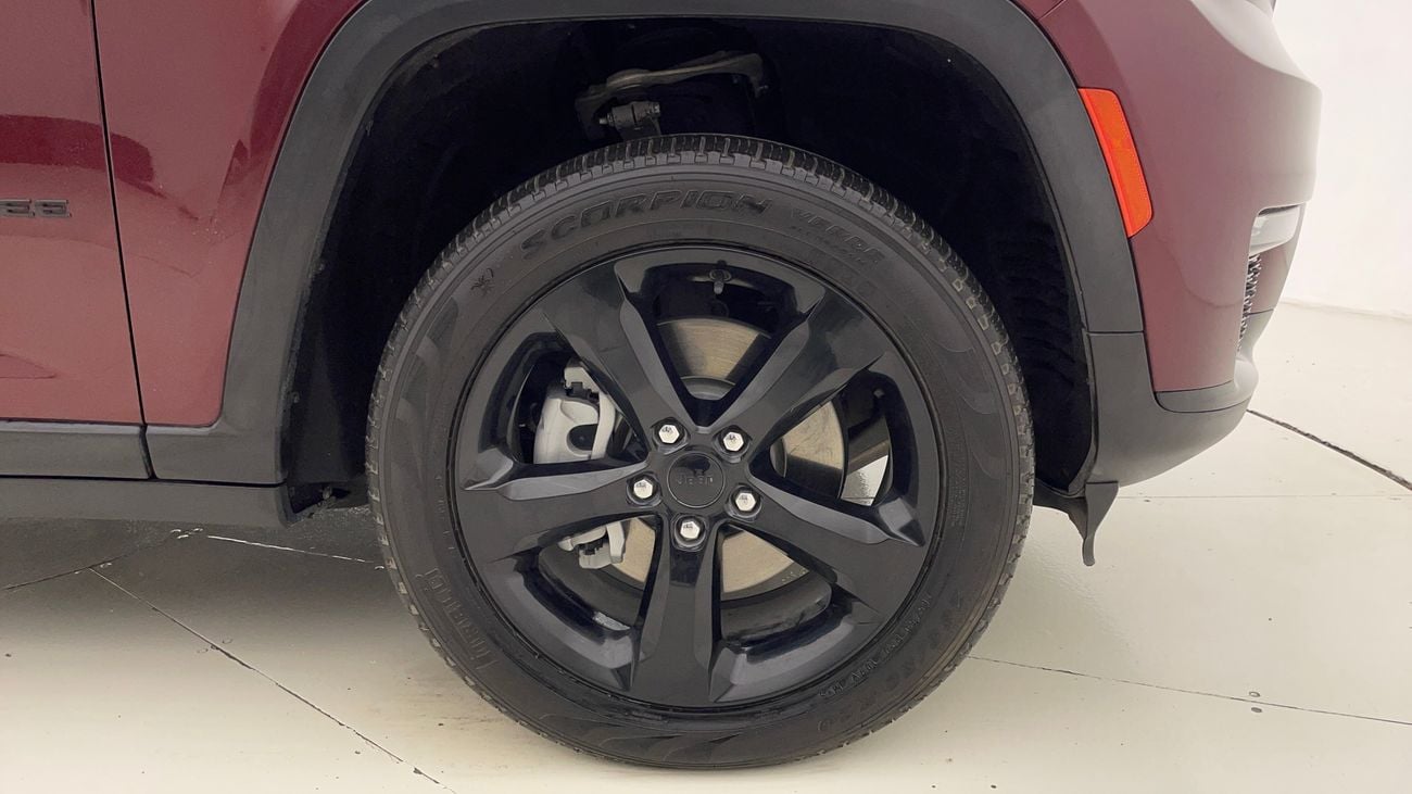 جيب شيروكي ALTITUDE 3.6 | بدون دفعة مقدمة | اختبار القيادة في المنزل