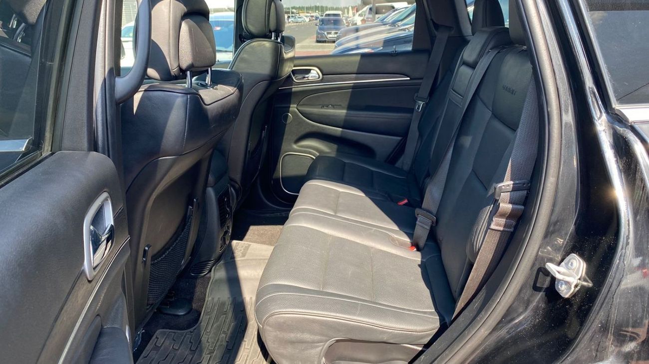 جيب جراند شيروكي ساميت