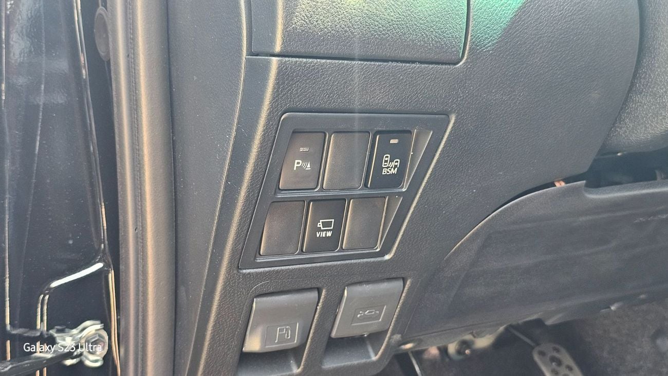 تويوتا هيلوكس GR Sport 2.8L