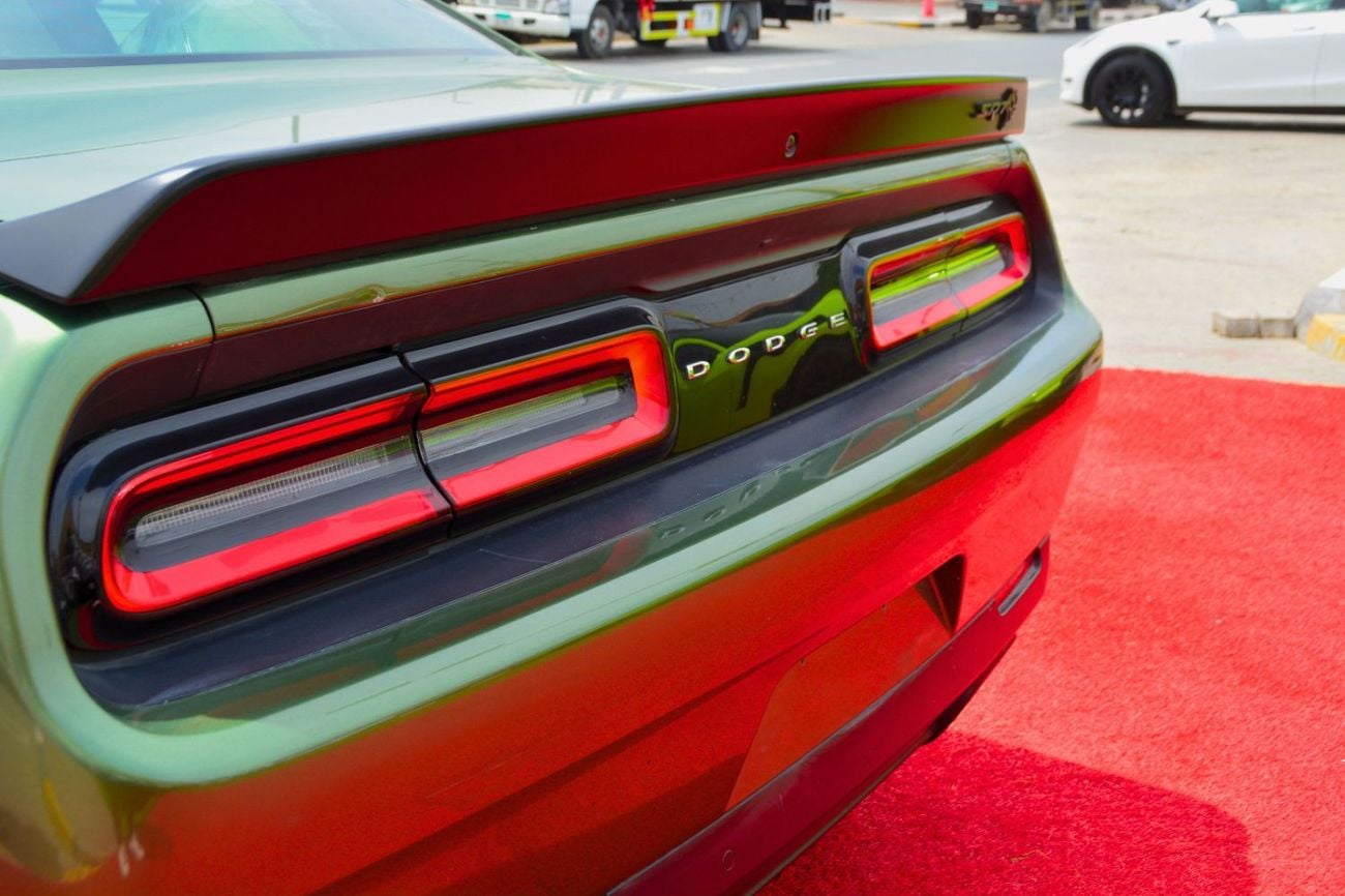Dodge Challenger Scat Pack 6.4L (470 HP)