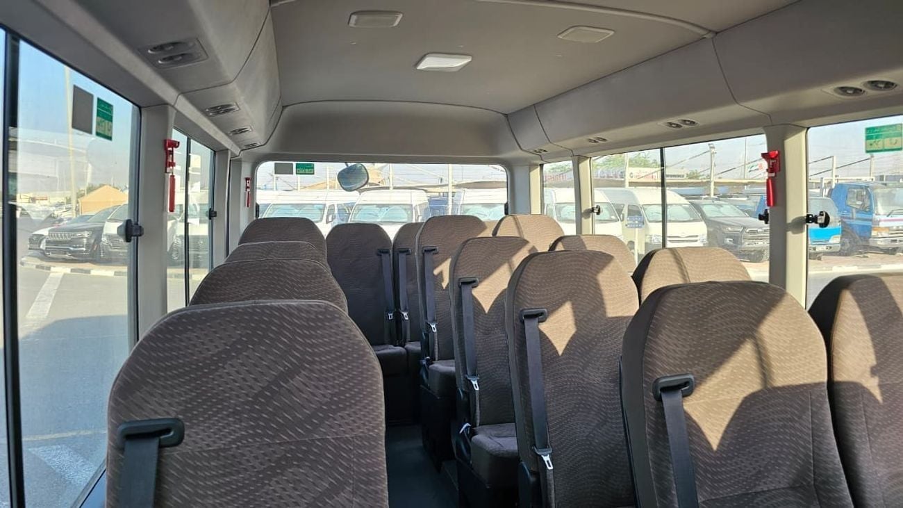 تويوتا كوستر  Toyota Coaster 4.2 DIESEL 23 Seater 2026