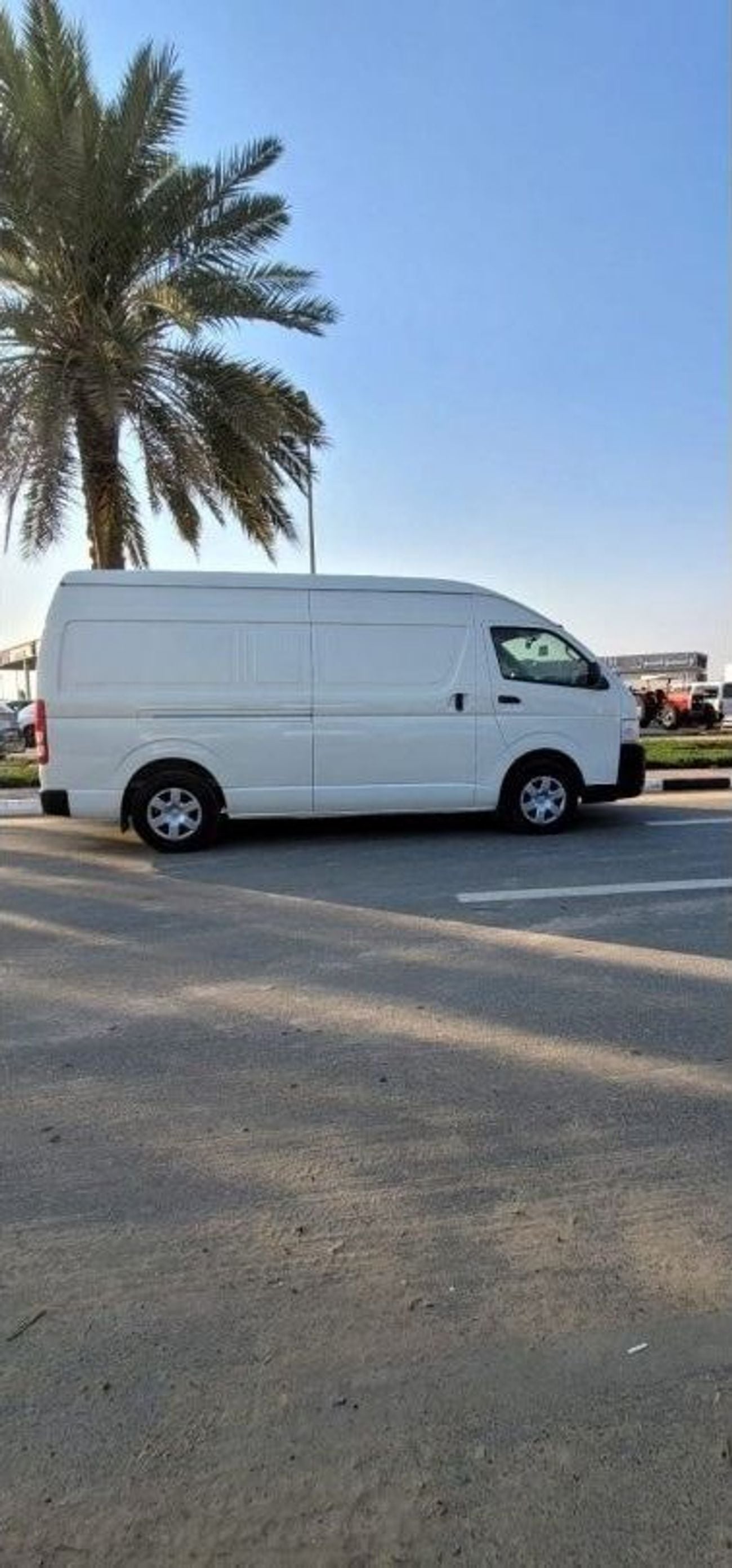 تويوتا هاياس GL HIACE 2.5L HIROOF CARGO  PETROL