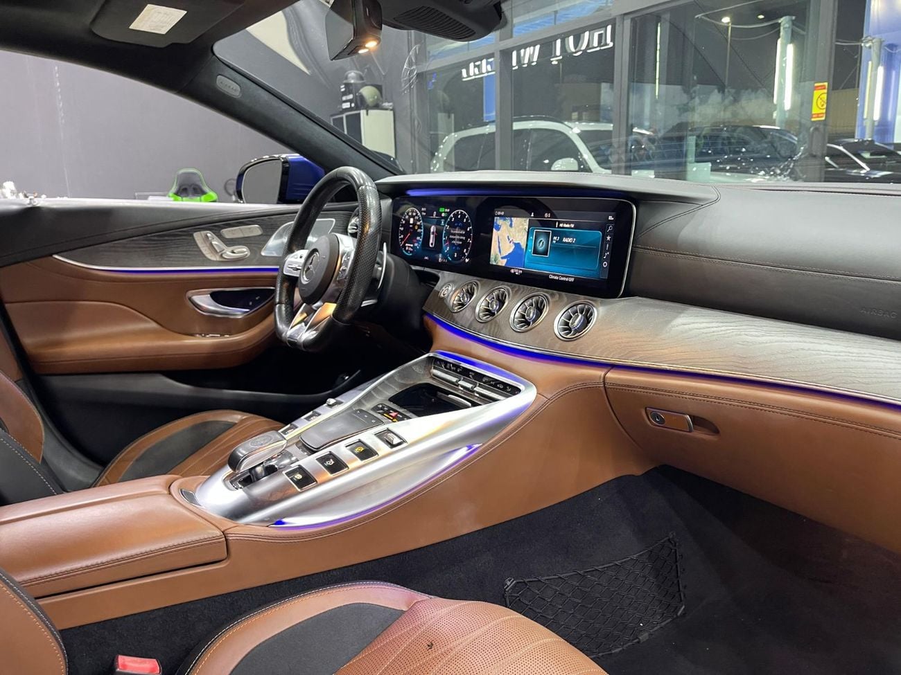 مرسيدس بنز ايه ام جي جي تي 53