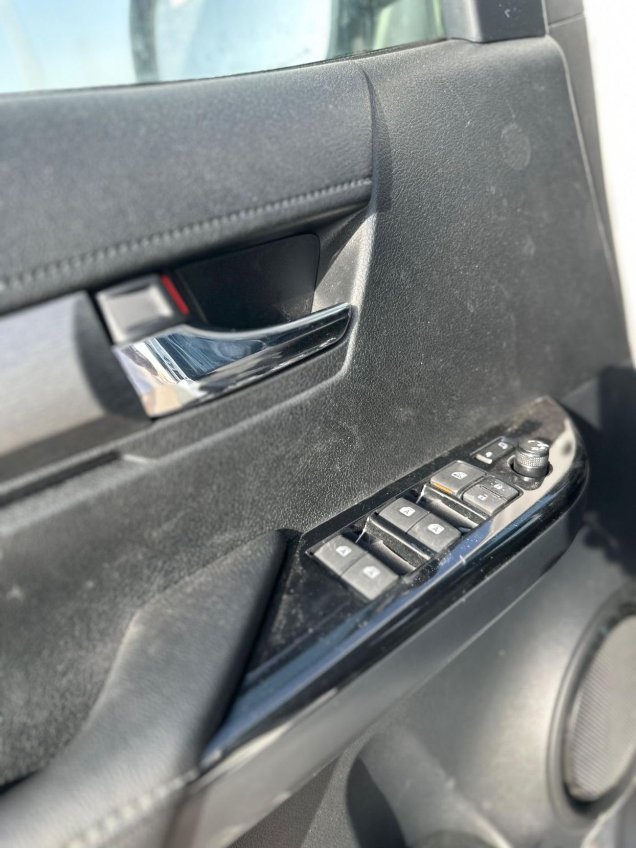 تويوتا هيلوكس Adventure 4.0L