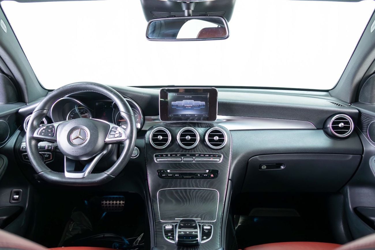 مرسيدس بنز GLC 250 Coupe AMG 2.0L