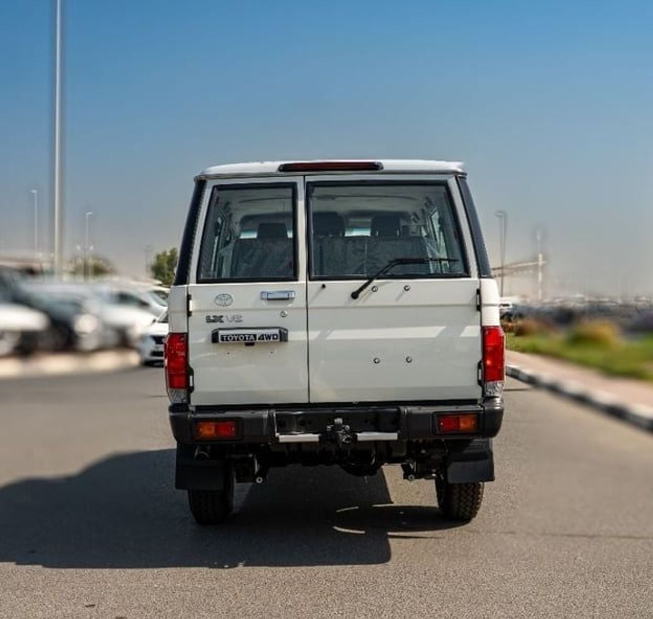 تويوتا لاند كروزر Toyota Land Cruiser LC76Hardtop2025 4.0L Petrol4WD Transmission A