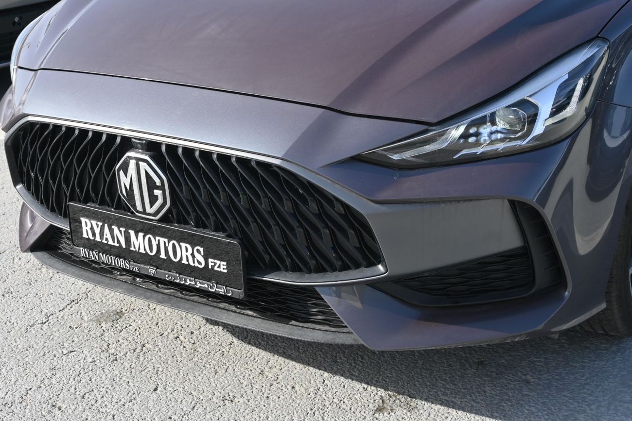أم جي GT MG GT Luxury 1.5L Turbo Petrol, Fastback Seda, Model 2024, Color Grey
