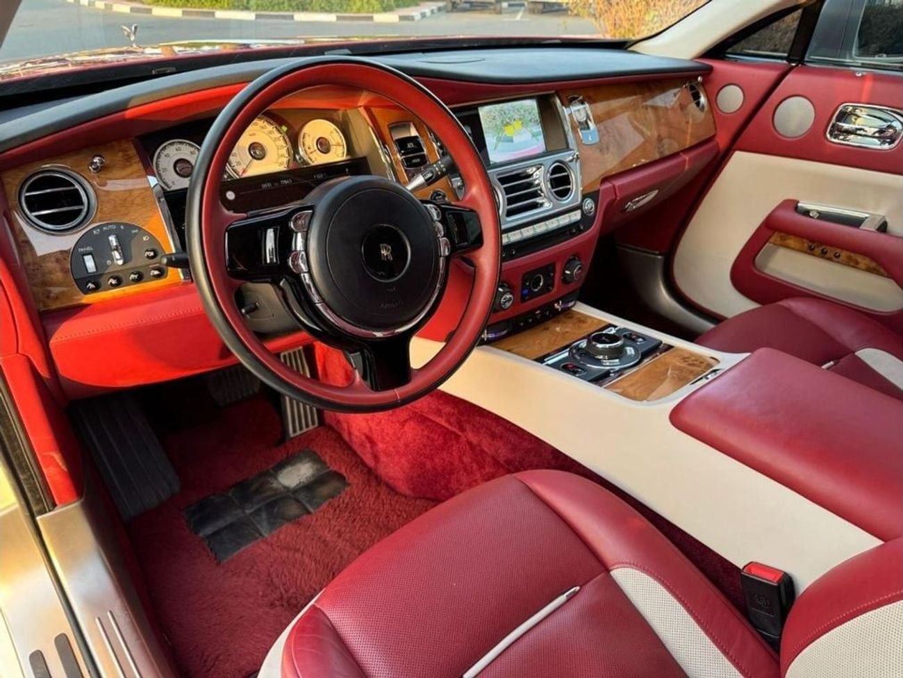 رولز رويس واريث GCC SPEC UNDER WARRANTY AND SERVICE CONTRACT