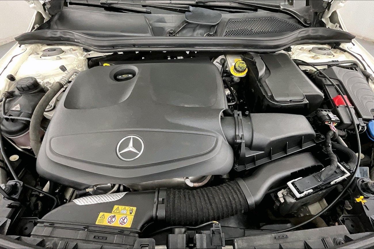 Mercedes-Benz A 250 Sport AMG (W176) | 1 year free warranty | 0 Down Payment