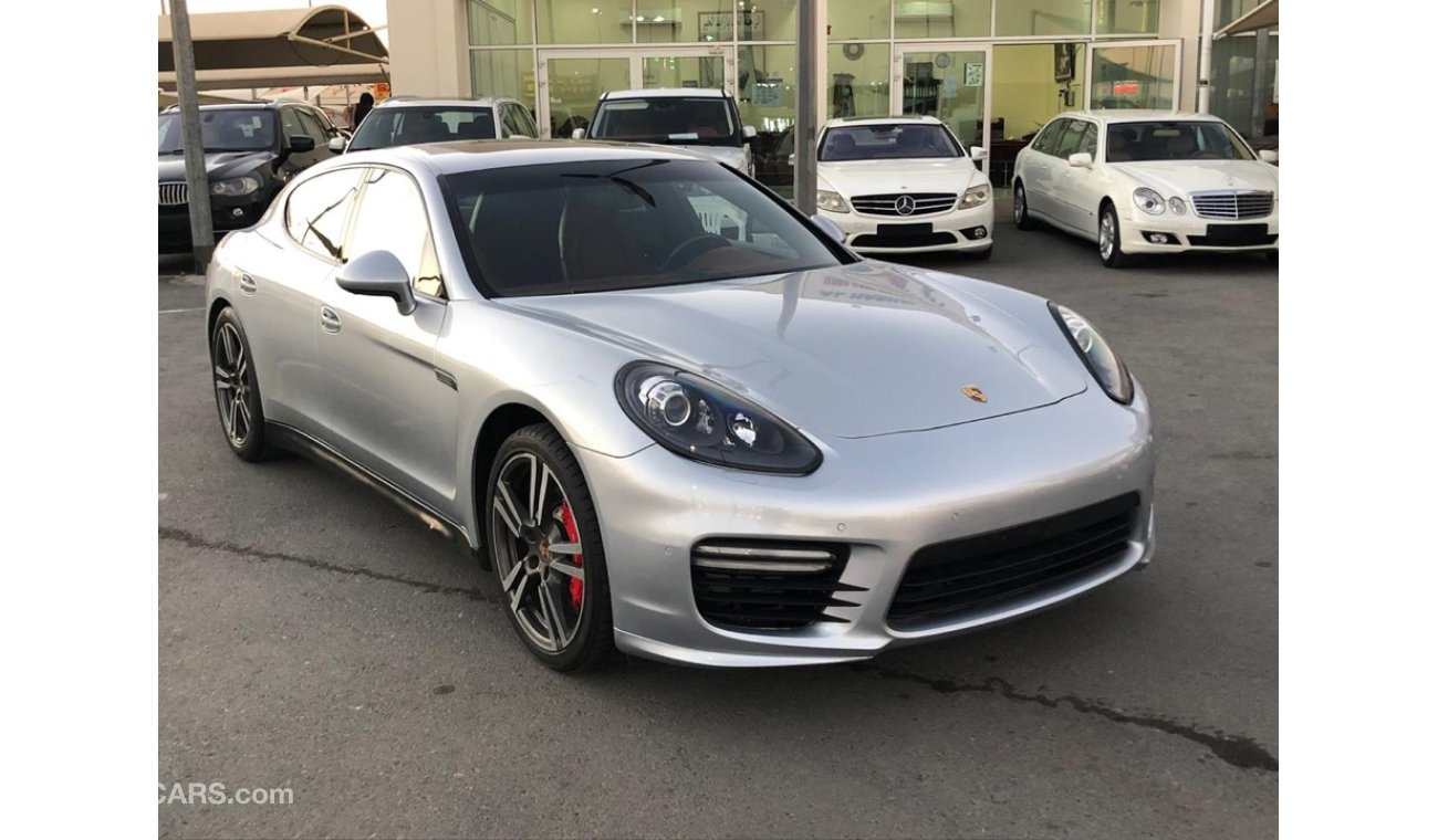 Porsche Panamera GTS Porsche panemera GTS model 2014 model GCC car full  option sun roof leather seats navigation sensor