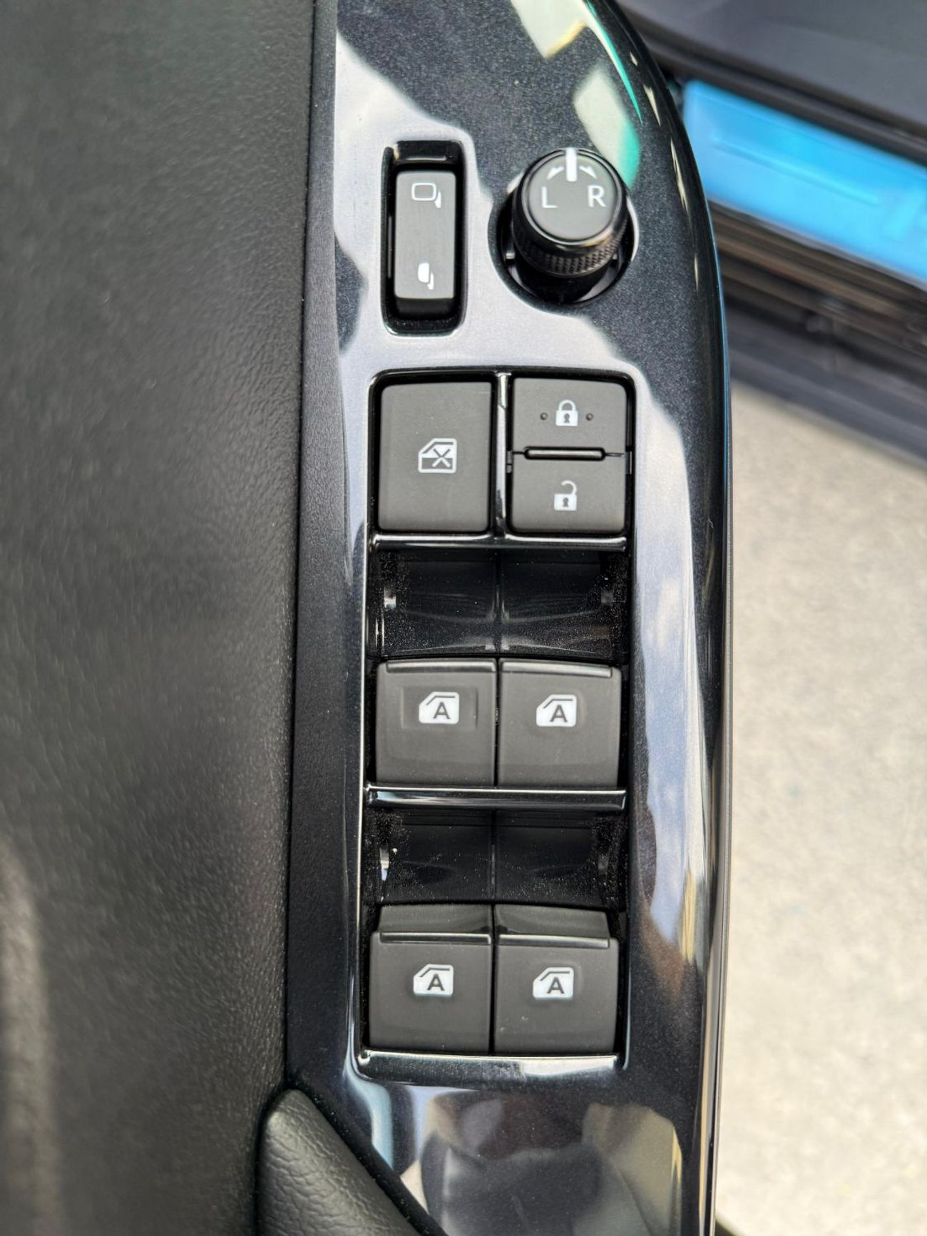 Toyota Hilux ADV 4.0L