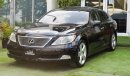 Lexus LS460 Imported 2008 black color inside beige number one leather hatch in excellent condition