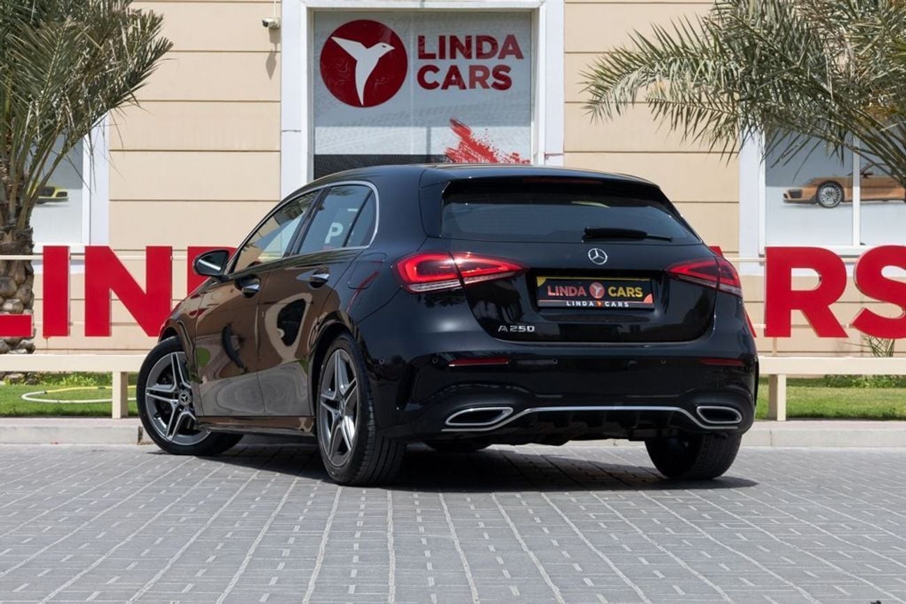 مرسيدس بنز A 250 Std 2.0L (224 HP)