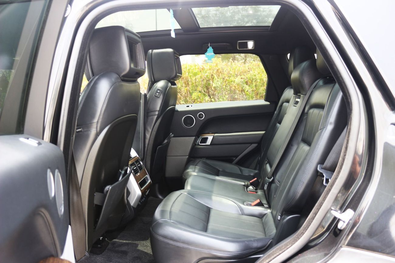 Land Rover Range Rover Sport 2018 Range Rover Sport Pluge In Hybrid with 4 cylinder 2.0 engine