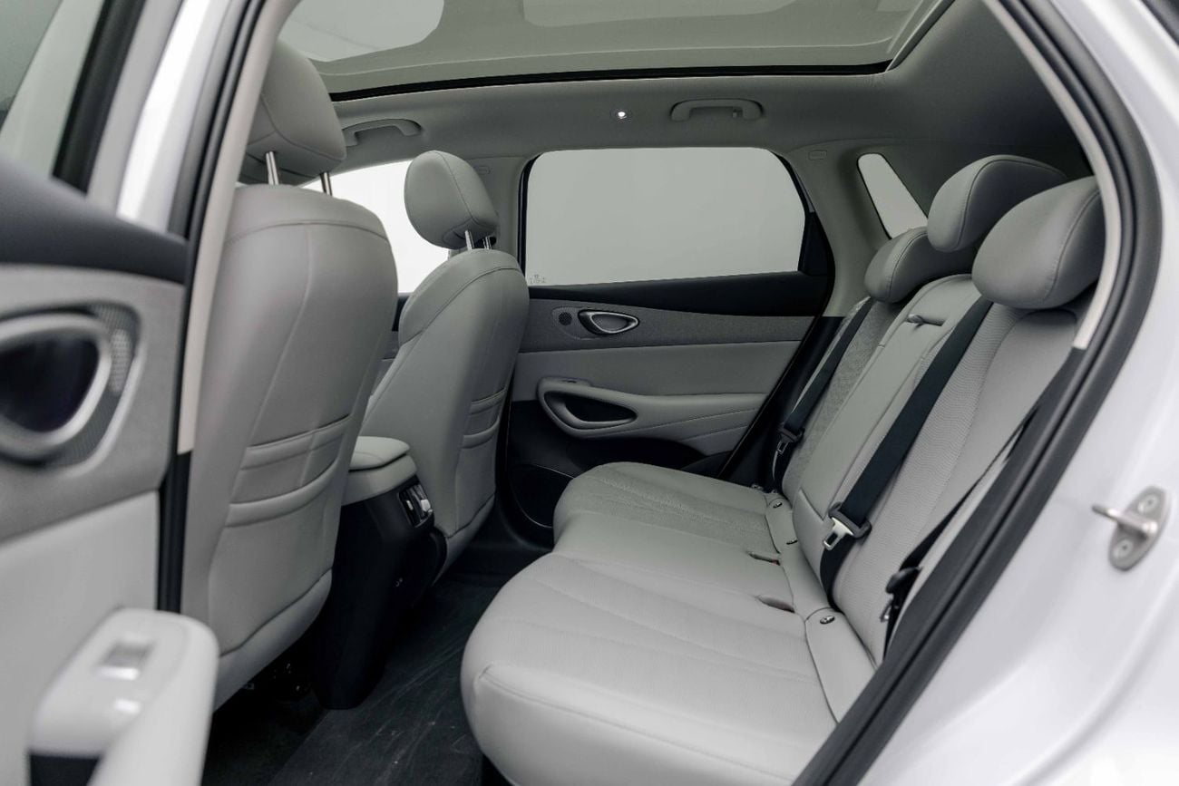 BYD Sealion 05 Intelligent Navigation - Sea White Inside White | Export Only