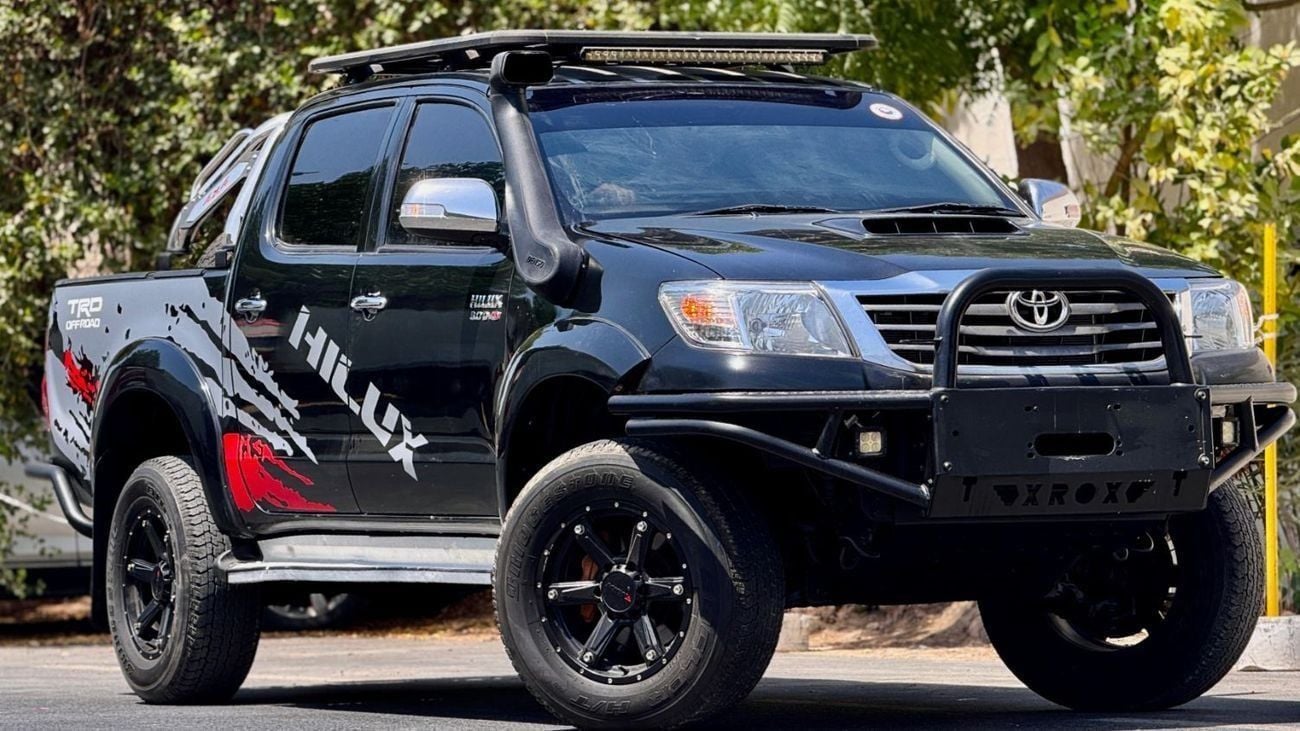 تويوتا هيلوكس -