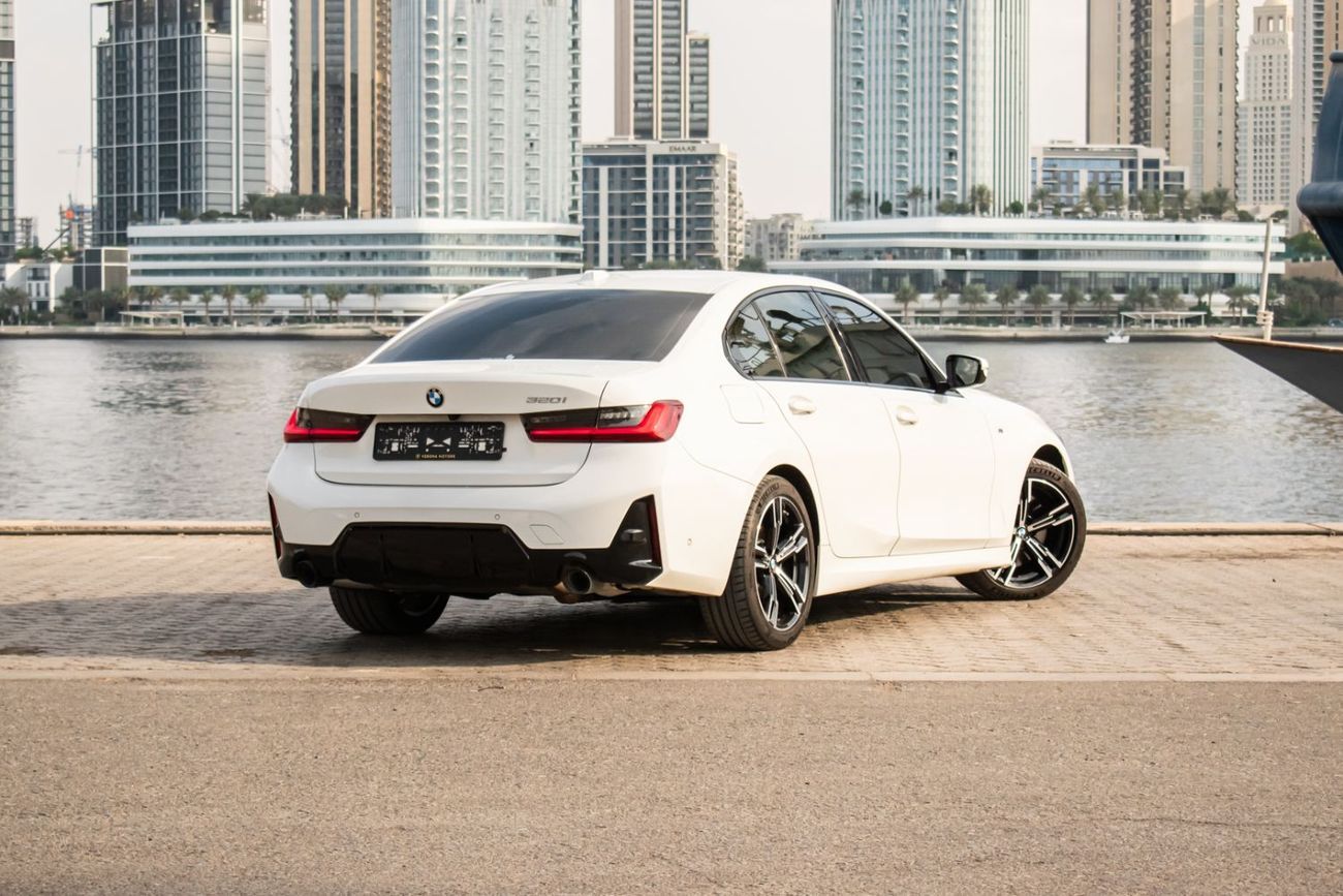 بي أم دبليو 320