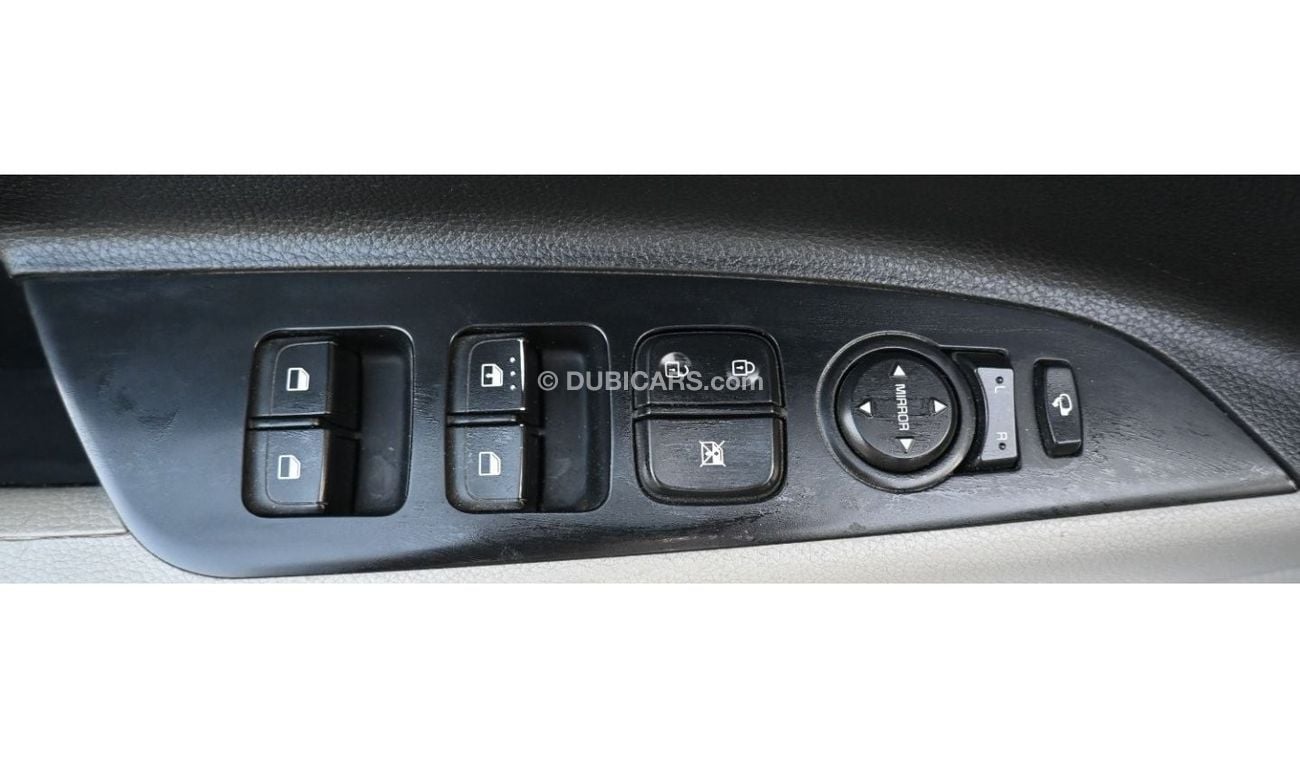 Kia Rio GCC EXCELLENT CONDITION WITHOUT ACCIDENT 2019