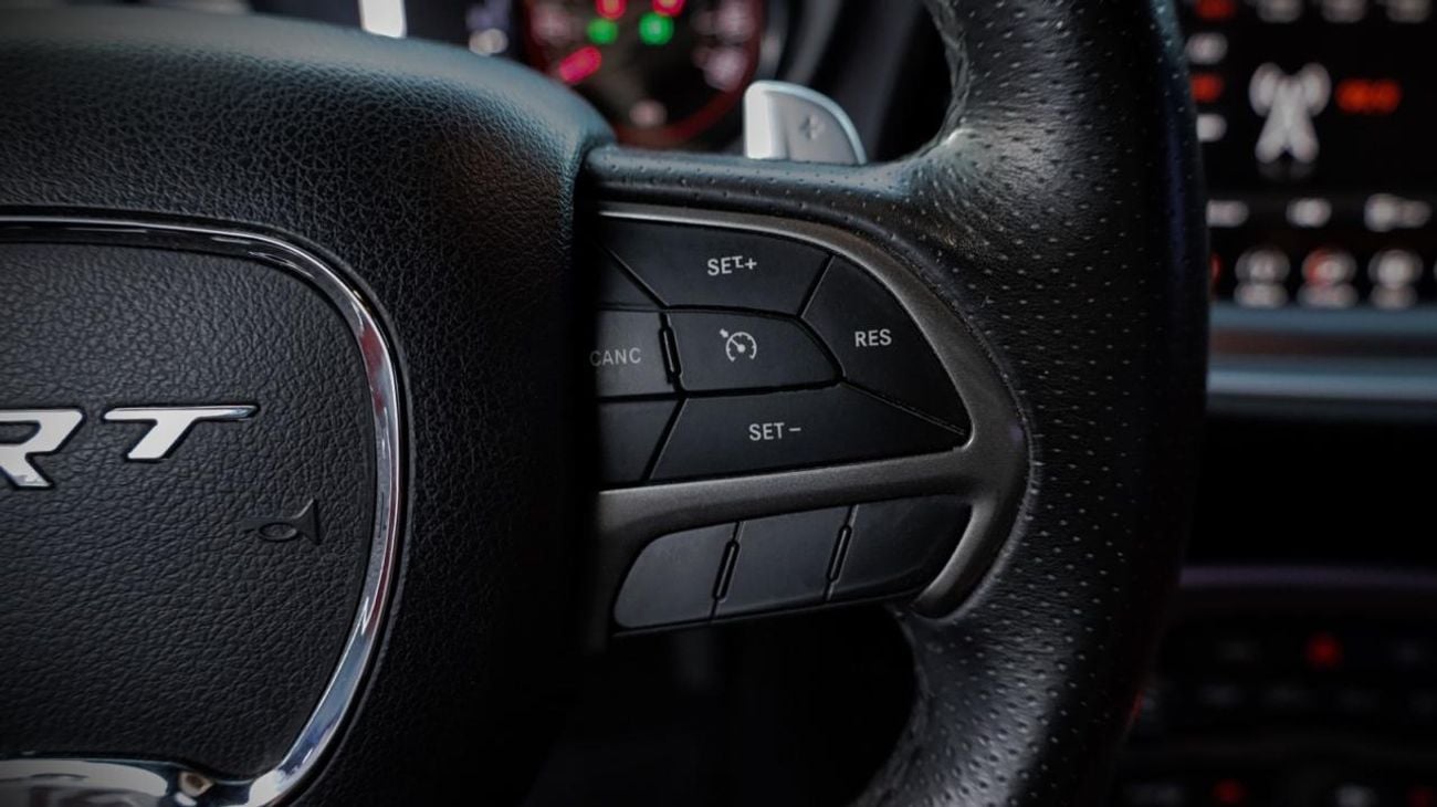 Dodge Challenger Dodge Challenger GT V6 With Hellcat Kit Wide Body + Exhaust System