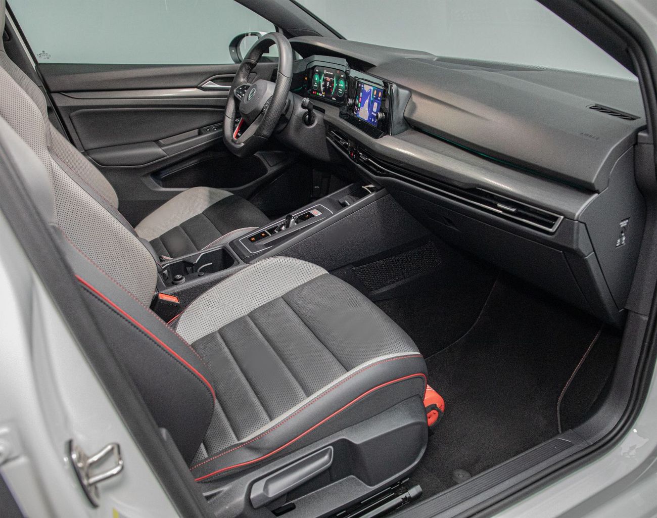 فولكس واجن جولف GTI