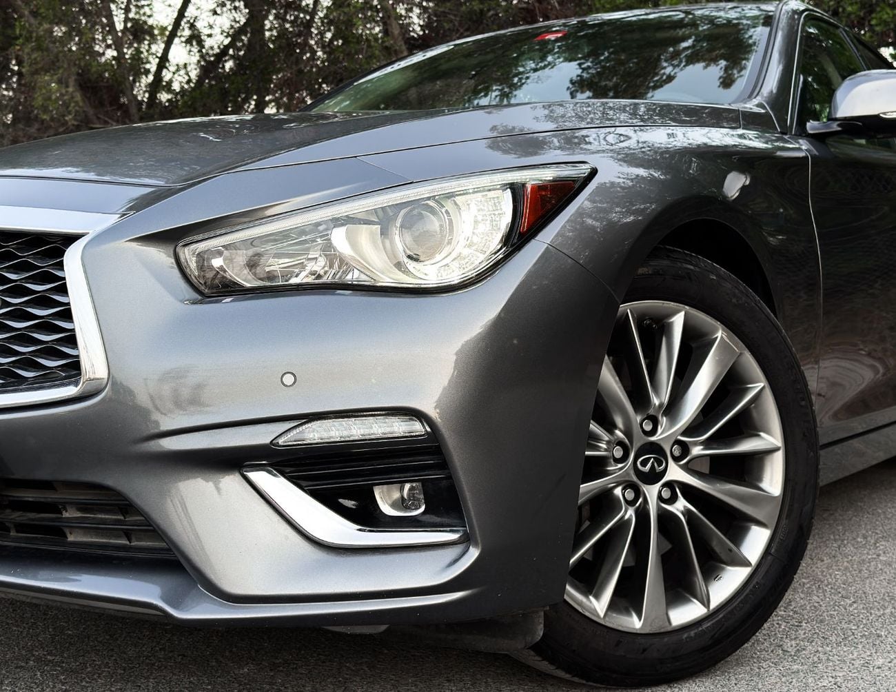 Infiniti Q50 LUXE