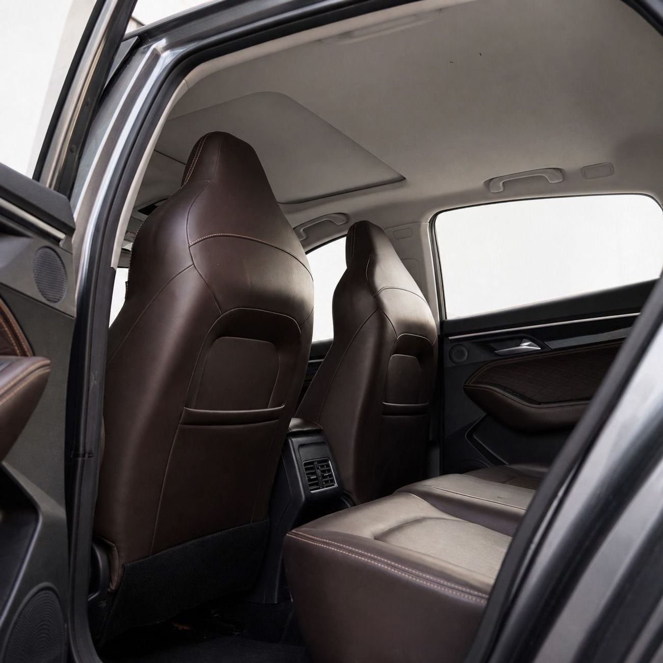 JAC J7 LUXURY AED 669 P.M • 0% Downpayment • JAC J7 • 1 Year Warranty