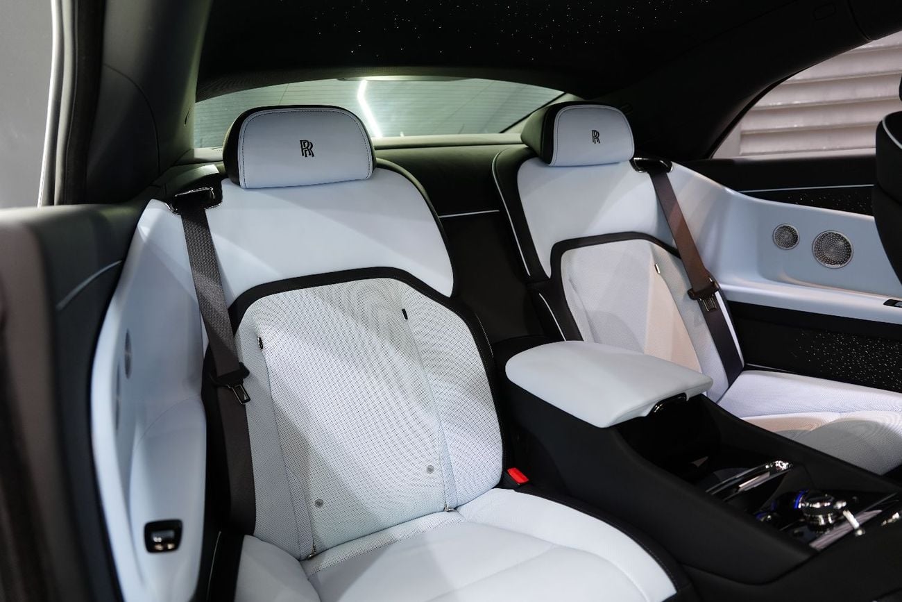 Rolls Royce Spectre STD , Bespoke Audio, Illuminated Grille, Starlight, Dealer Warrr + Serv!!