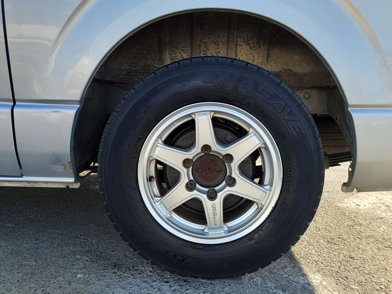 Toyota Hiace TOYOTA HIACE COMMUTER VAN RHD 2013 MODEL 2.7 L PETROL AUTOMATIC(PM32888)