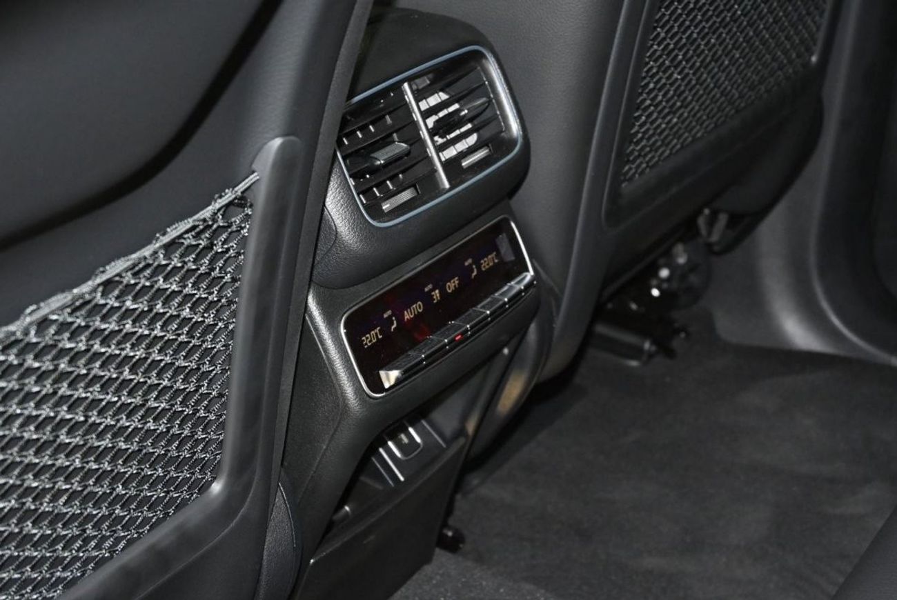 مرسيدس بنز GLE 53 Mercedes-Benz GLE-Class AMG GLE 53 Coupe 3.0L Turbo, 4Matic, Color Grey, Model 2023