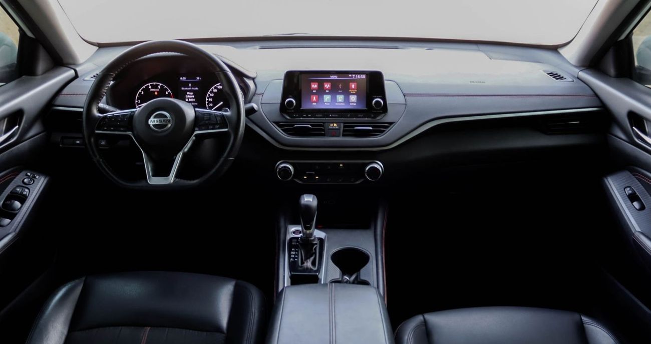 نيسان ألتيما نيسان ألتيما SR (L34) موديل 2020، سيدان بأربعة أبواب، محرك بنزين سعة 2.5 لتر، ناقل حركة أوتوماتيكي،