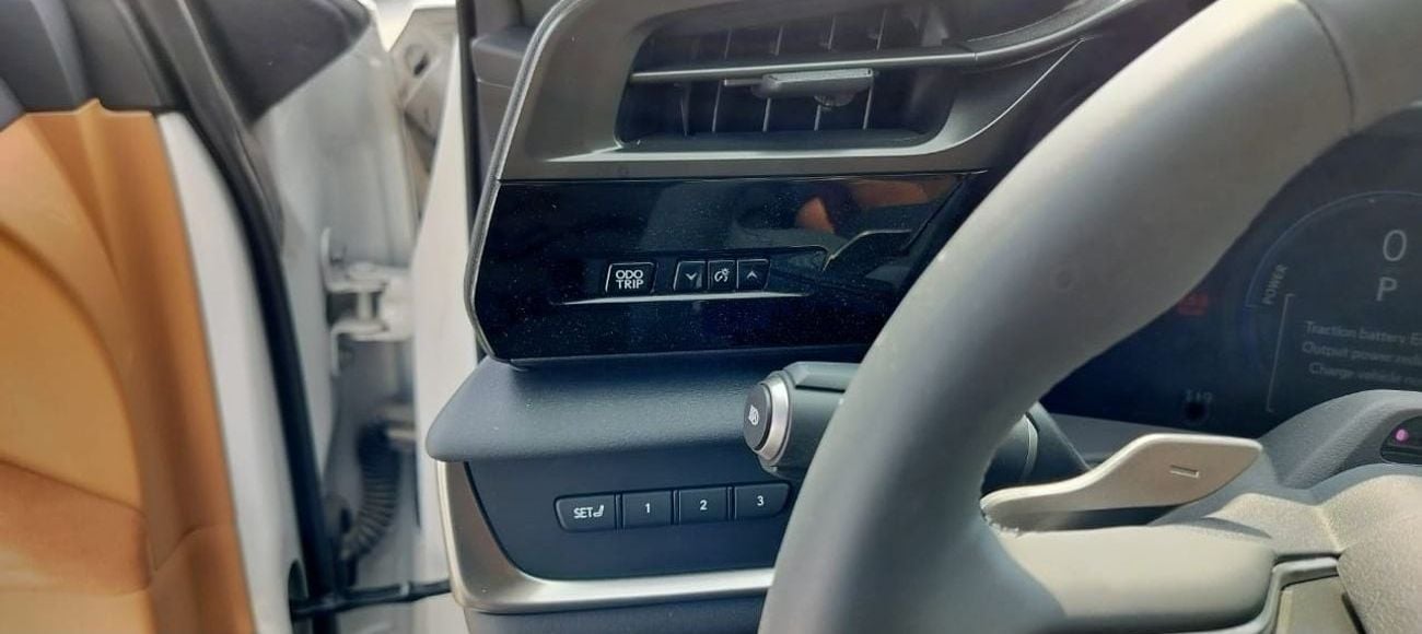 Lexus RZ 450e LEXUS RZ 450e FULLY ELECTRIC CAR