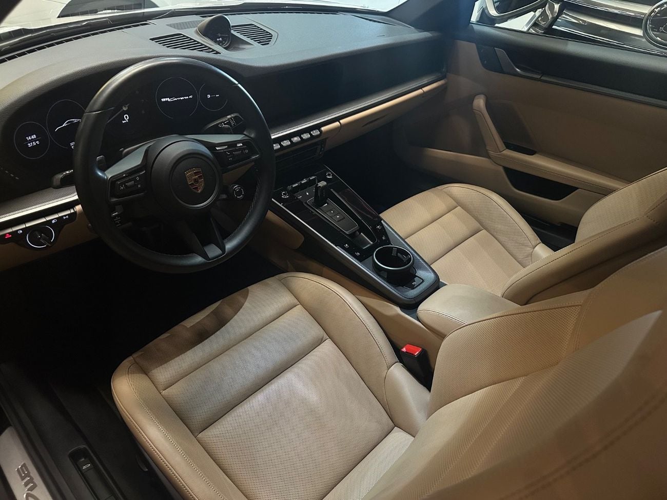 بورش 911 carrera 4