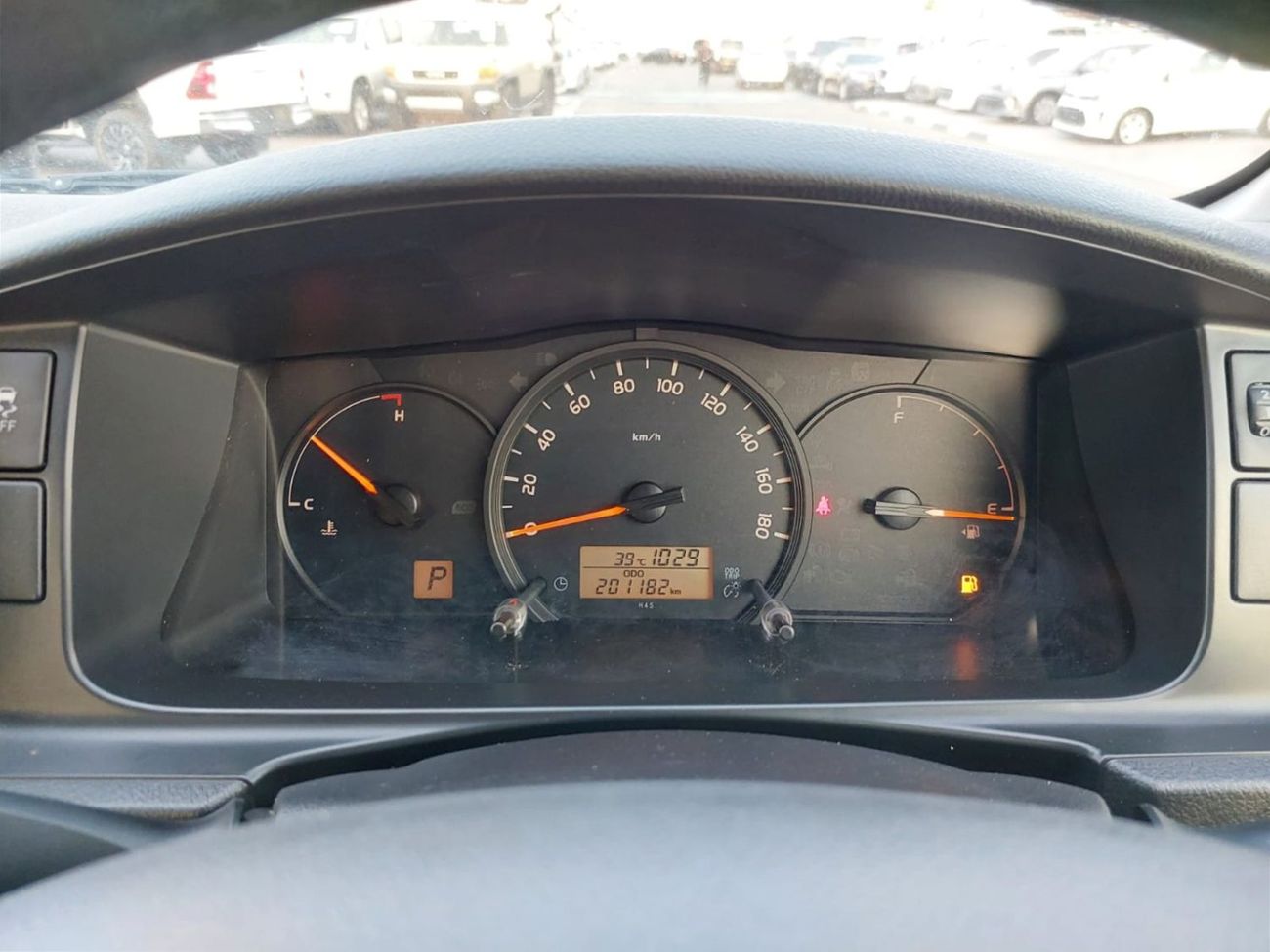 Toyota Hiace TOYOTA HIACE VAN RHD 2017 MODEL 2.7 L PETROL AUTOMATIC(PM27593)