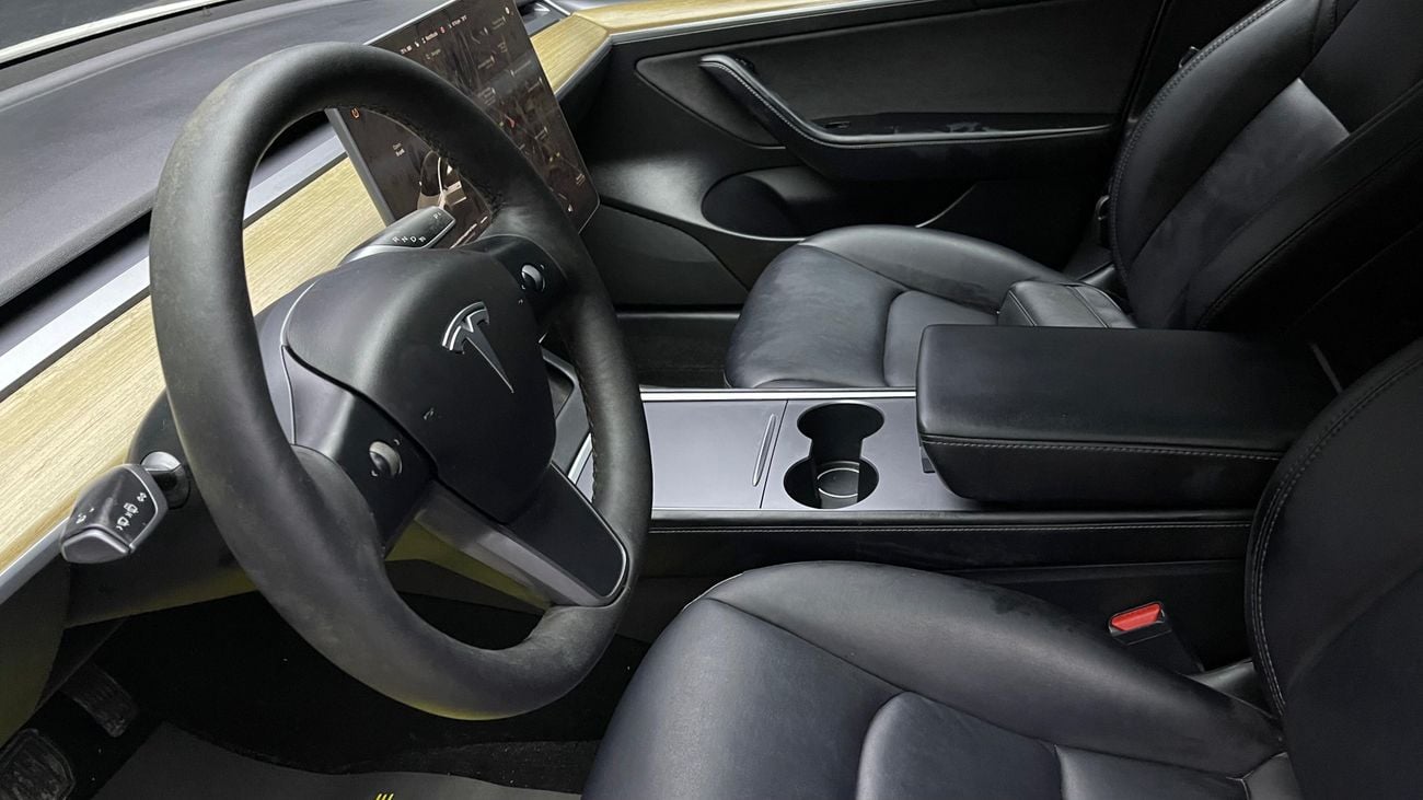 تسلا موديل 3