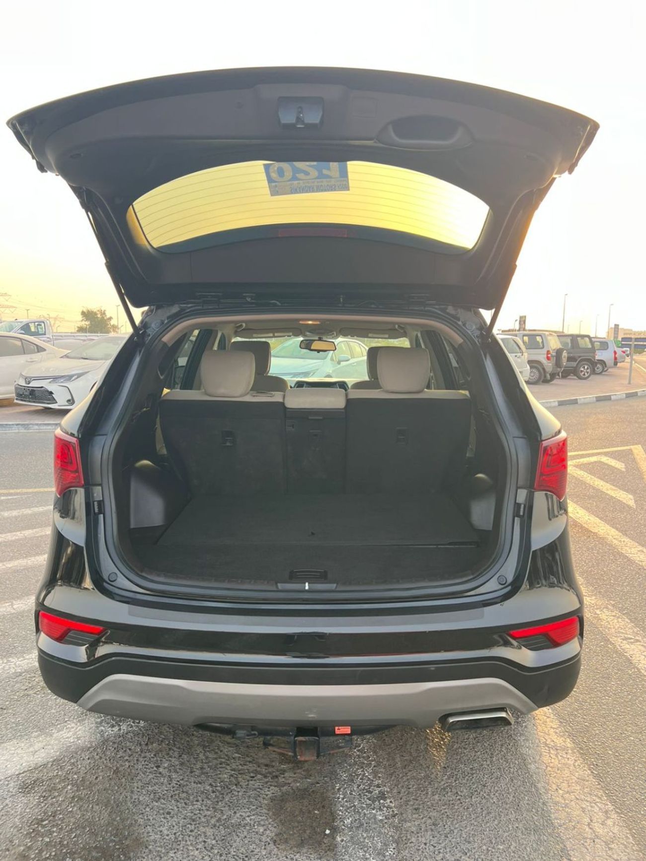Hyundai Santa Fe 2018 Hyundai Santa Fe Sport 2.4L - V4 - REAR CAM - BIG SCREEN- PUSH START -
