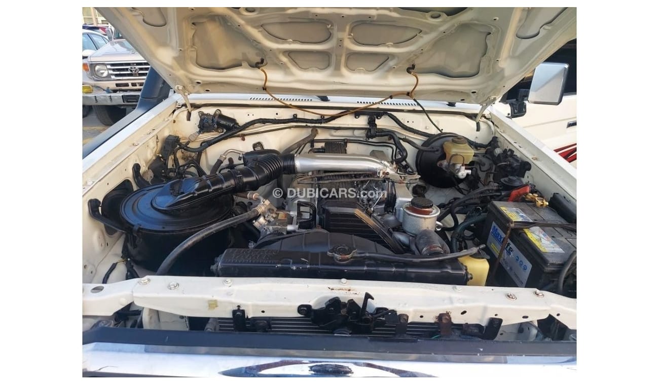 Toyota Land Cruiser Pick Up 79 DC 4.2L DIESEL (HZJ79) MANUAL TRANSMISSION