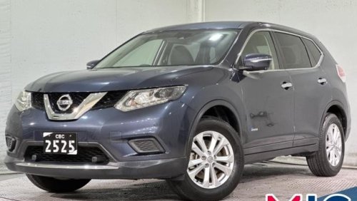 Nissan X-Trail HNT32