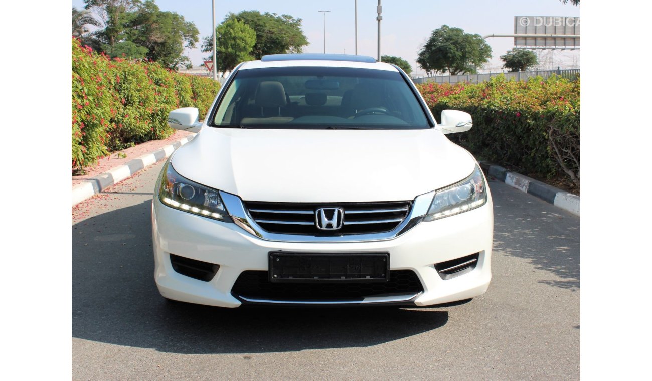 Honda Accord 2014/ 4 CYL/2.4/ GCC/ 100% ORIGINAL PAINT/ 1 YEAR WARRANTY