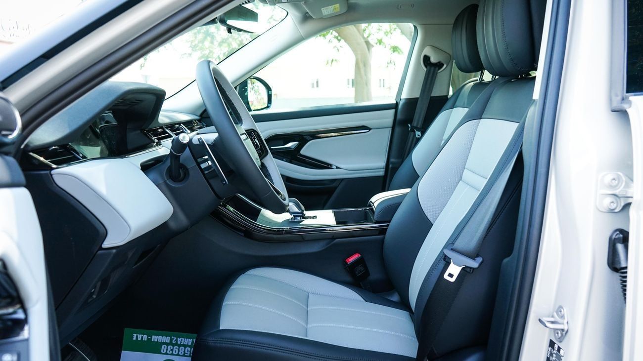 Land Rover Range Rover Evoque SE P250 DYNAMIC 2025!! BRAND NEW CAR!! FIVE YEARS WARRANTY!! THREE YEARS SERVICE CONTRACT