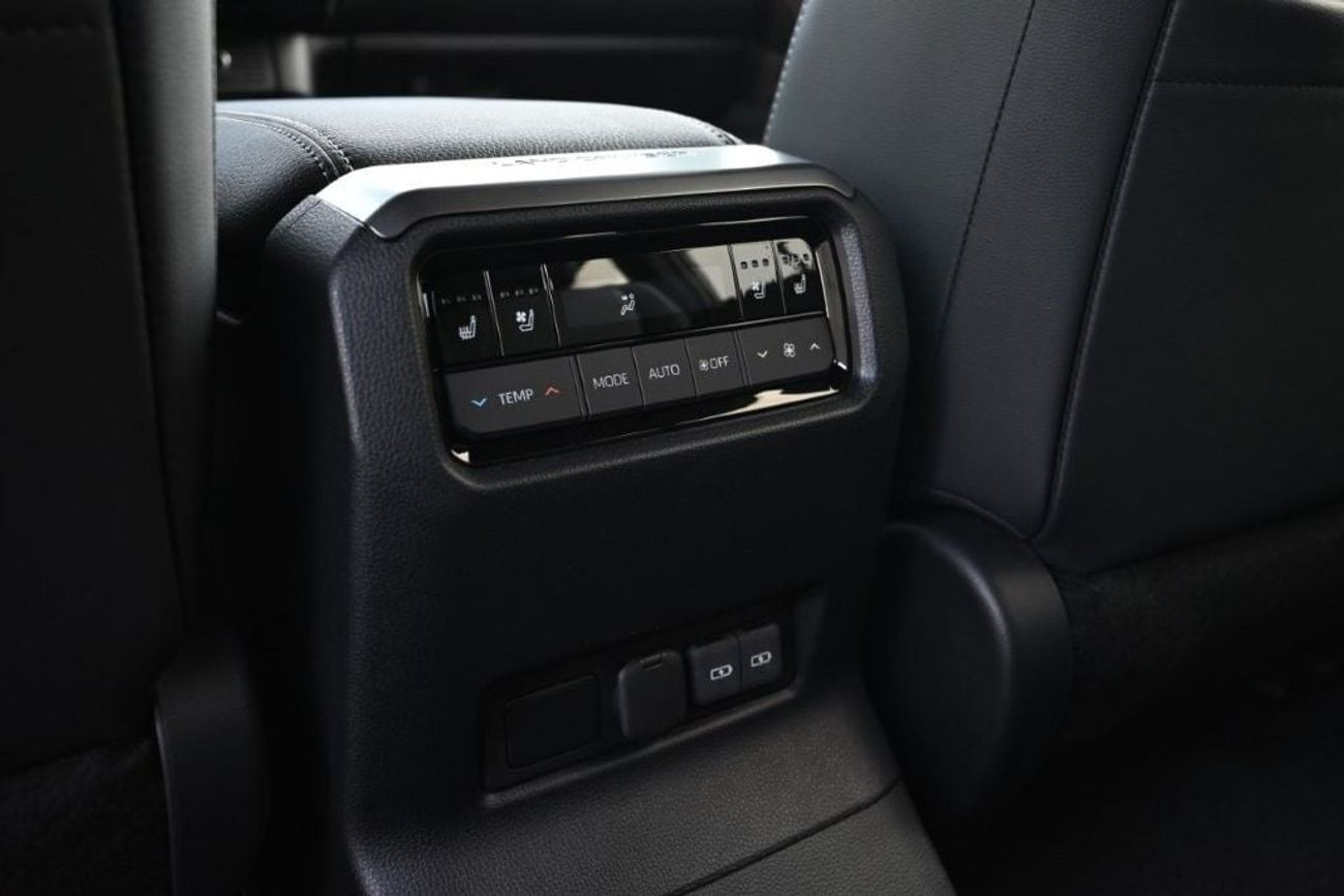 تويوتا برادو VXL 2.4L TURBO PETROL AT