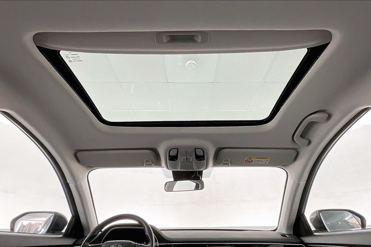 Volkswagen T ROC Trend | 1 year free warranty | 0 Down Payment